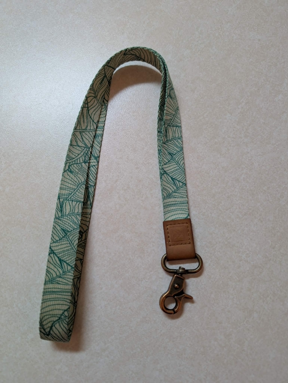 Thread Lanyard - Picture 2 of 2